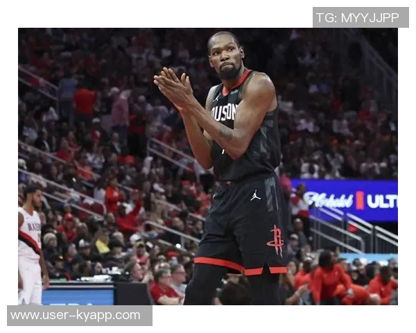 全队命中率接近六成杜兰特称赞团队配合与进攻篮板表现