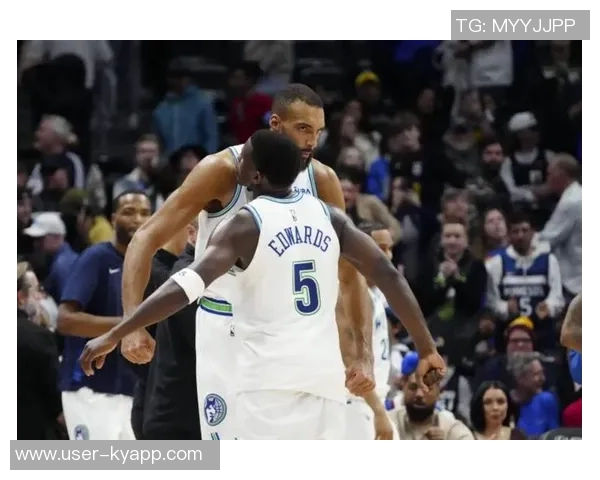 内线巨兽戈贝尔表现出色投篮罚球双双命中助球队争夺胜利