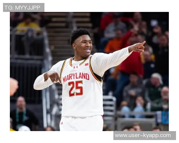 奎因神奇表现创历史单场至少14分16板12助成联盟近46年第三位新秀